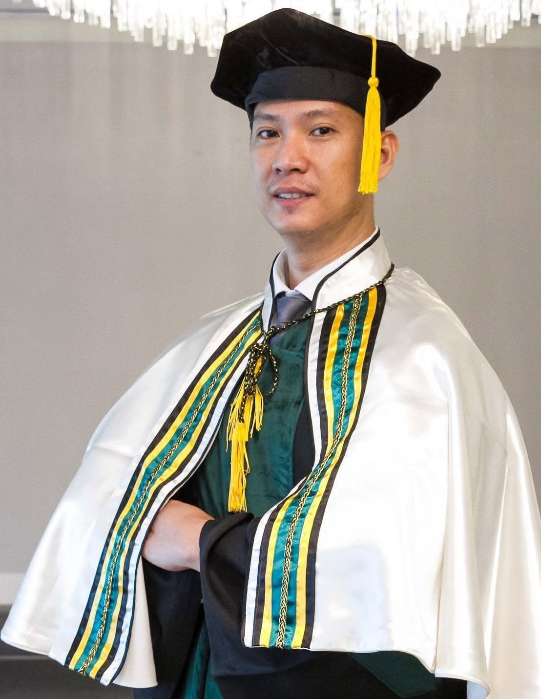 Dr. Bien Po at the Pan Pacific Aesthetic Institute 12th Graduation Ceremony for Cosmetic Surgeons in Makati City